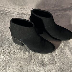 Toms Black Ankle Booties with Low Block Heel